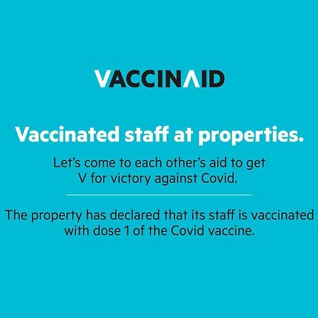 Vaccinated Staff - Oyo 15973 F Square Hotel Kochi Eksteriør billede