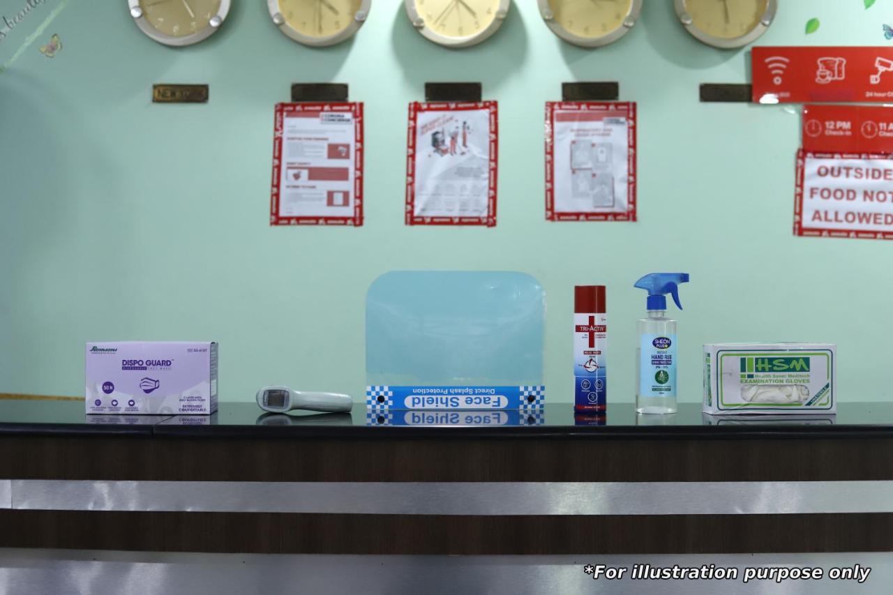 Vaccinated Staff - Oyo 15973 F Square Hotel Kochi Eksteriør billede
